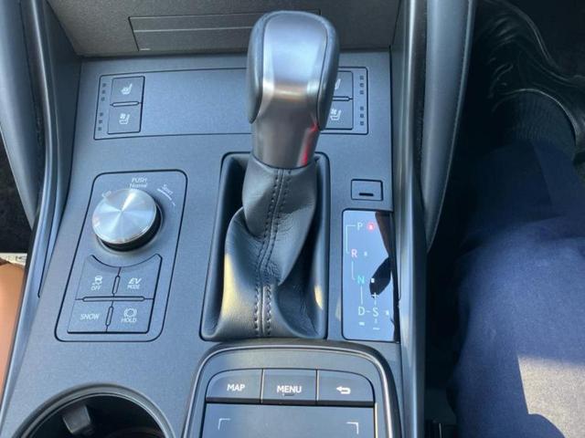 IS IS300hバージョンL 新品タイヤ/保証書/純正 10.3インチ メモリーナビ/プリクラッシュセーフティ/エアーシート 前席/パノラミックビューモニター/車線逸脱防止支援システム/シート フルレザー/ドライブレコーダー 社外(18枚目)