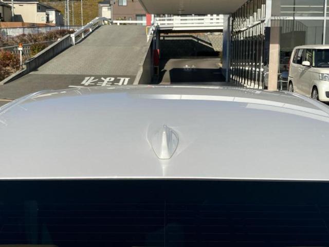 IS IS300hバージョンL 新品タイヤ/保証書/純正 10.3インチ メモリーナビ/プリクラッシュセーフティ/エアーシート 前席/パノラミックビューモニター/車線逸脱防止支援システム/シート フルレザー/ドライブレコーダー 社外(44枚目)