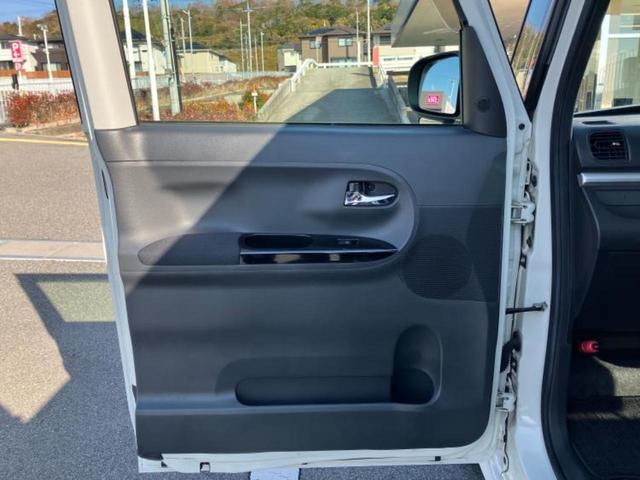 タント カスタムRS SA 新品タイヤ/保証書/純正 SDナビ/衝突安全装置/両側電動スライドドア/ドライブレコーダー 社外/ヘッドランプ LED/ETC/EBD付ABS/横滑り防止装置/アイドリングストップ/バックモニター(22枚目)