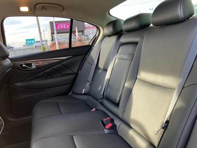 スカイライン ＧＴタイプＳＰ　ＢＯＳＥ／保証書／純正　ＳＤナビ／衝突安全装置／シートヒーター／アラウンドビューモニター／車線逸脱防止支援システム／シート　フルレザー／プロパイロット／ヘッドランプ　ＬＥＤ／ＥＴＣ／ＥＢＤ付ＡＢＳ（8枚目）