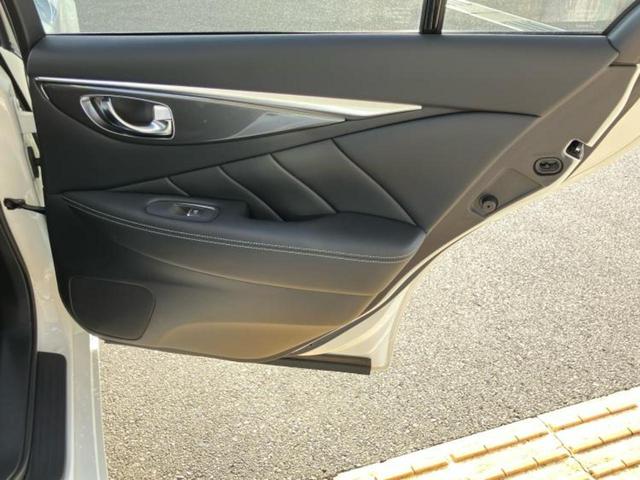 スカイライン ＧＴタイプＳＰ　ＢＯＳＥ／保証書／純正　ＳＤナビ／衝突安全装置／シートヒーター／アラウンドビューモニター／車線逸脱防止支援システム／シート　フルレザー／プロパイロット／ヘッドランプ　ＬＥＤ／ＥＴＣ／ＥＢＤ付ＡＢＳ（21枚目）