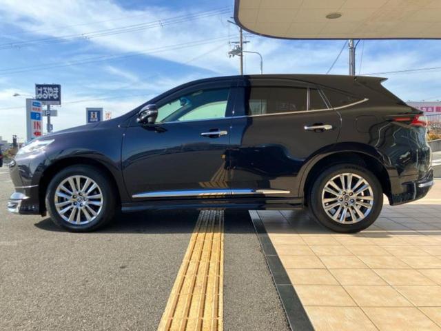 ハリアー プレミアムメタルアンドレザーパッケージ　新品タイヤ／純正エアロ／保証書／社外　１０インチ　ＳＤナビ／衝突安全装置／シートヒーター／車線逸脱防止支援システム／シート　フルレザー／電動バックドア／ヘッドランプ　ＬＥＤ／ＥＴＣ／ＥＢＤ付ＡＢＳ（2枚目）