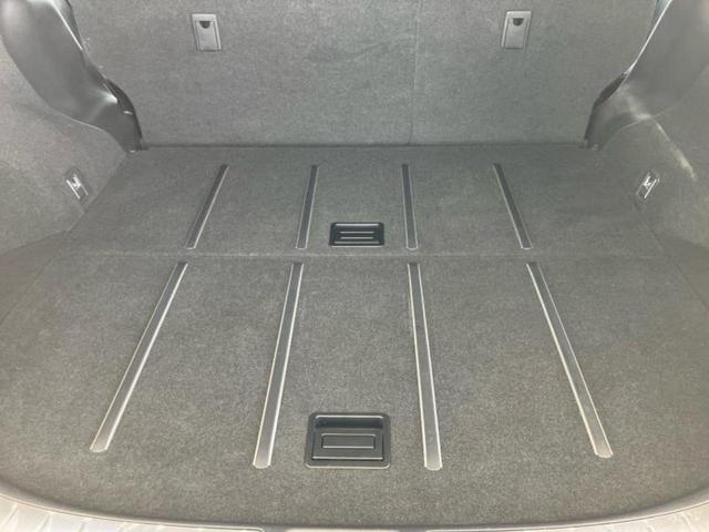 ハリアー プレミアムメタルアンドレザーパッケージ　新品タイヤ／純正エアロ／保証書／社外　１０インチ　ＳＤナビ／衝突安全装置／シートヒーター／車線逸脱防止支援システム／シート　フルレザー／電動バックドア／ヘッドランプ　ＬＥＤ／ＥＴＣ／ＥＢＤ付ＡＢＳ（25枚目）