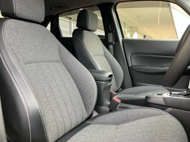 フィット ホーム　社外　８インチ　ナビ／ホンダセンシング／車線逸脱防止支援システム／ドライブレコーダー　社外／ヘッドランプ　ＬＥＤ／ＥＴＣ／ＥＢＤ付ＡＢＳ／横滑り防止装置／アイドリングストップ／クルーズコントロール（4枚目）