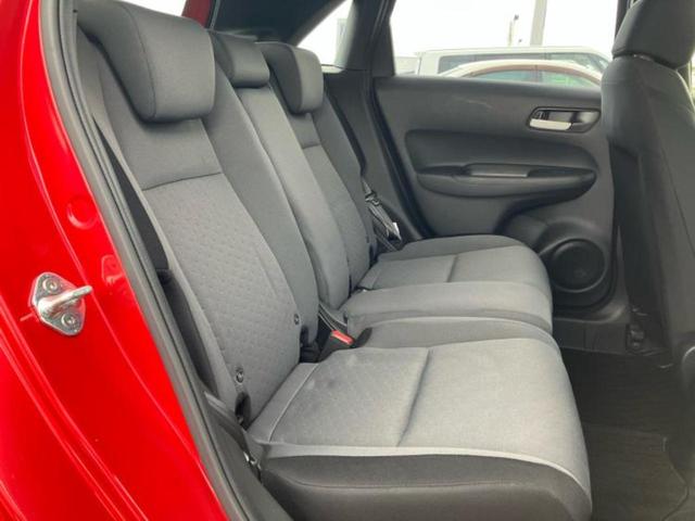 フィット ベーシック　保証書／純正　８インチ　ＳＤナビ／ホンダセンシング／車線逸脱防止支援システム／ドライブレコーダー　純正／Ｂｌｕｅｔｏｏｔｈ接続／ＥＴＣ／ＥＢＤ付ＡＢＳ／横滑り防止装置／アイドリングストップ　ドラレコ（5枚目）