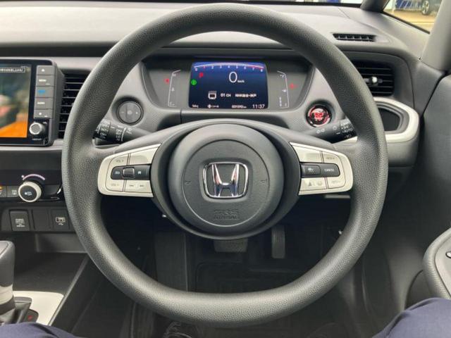 フィット ベーシック　保証書／純正　８インチ　ＳＤナビ／ホンダセンシング／車線逸脱防止支援システム／ドライブレコーダー　純正／Ｂｌｕｅｔｏｏｔｈ接続／ＥＴＣ／ＥＢＤ付ＡＢＳ／横滑り防止装置／アイドリングストップ　ドラレコ（15枚目）