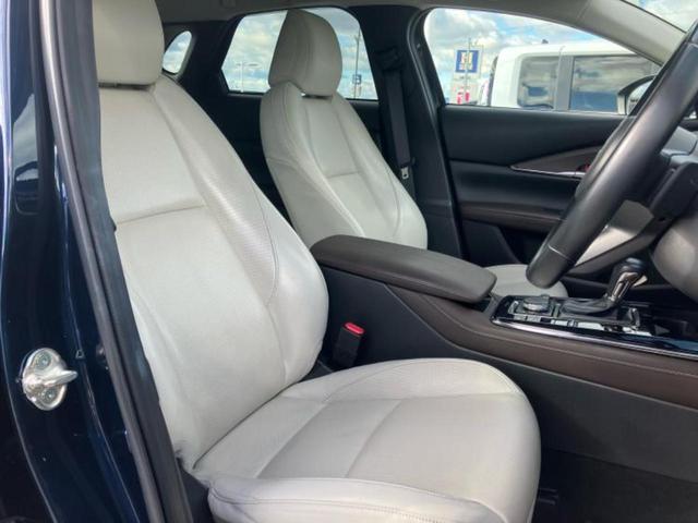 ＣＸ－３０ ２０Ｓ　Ｌパッケージ　ＢＯＳＥ／保証書／純正　８．８インチ　メモリーナビ／衝突安全装置／シートヒーター／３６０°ビューモニター／車線逸脱防止支援システム／シート　フルレザー／電動バックドア／ドライブレコーダー　社外　ＥＴＣ（4枚目）