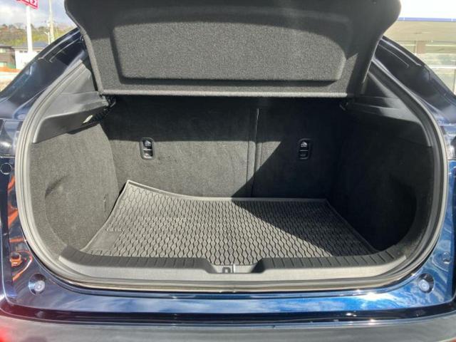 ＣＸ－３０ ２０Ｓ　Ｌパッケージ　ＢＯＳＥ／保証書／純正　８．８インチ　メモリーナビ／衝突安全装置／シートヒーター／３６０°ビューモニター／車線逸脱防止支援システム／シート　フルレザー／電動バックドア／ドライブレコーダー　社外　ＥＴＣ（8枚目）