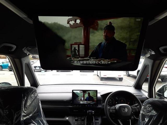 ステップワゴン スパーダ　保証書／純正　１１インチ　ナビ／フリップダウンモニター　純正　１５．６インチ／ホンダセンシング／両側電動スライドドア／シートヒーター　前席／車線逸脱防止支援システム／電動バックドア／登録済未使用車（9枚目）