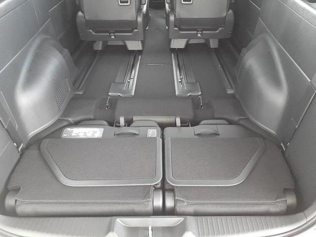 ステップワゴン スパーダ　保証書／純正　１１インチ　ナビ／フリップダウンモニター　純正　１５．６インチ／ホンダセンシング／両側電動スライドドア／シートヒーター　前席／車線逸脱防止支援システム／電動バックドア／登録済未使用車（29枚目）