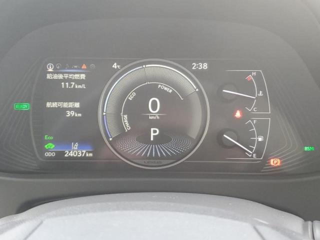 ＵＸ ＵＸ２５０ｈバージョンＬ　新品タイヤ／保証書／純正　１０．３インチ　メモリーナビ／プリクラッシュセーフティ／エアーシート　前席／パノラミックビューモニター／車線逸脱防止支援システム／シート　フルレザー／電動バックドア　革シート（14枚目）