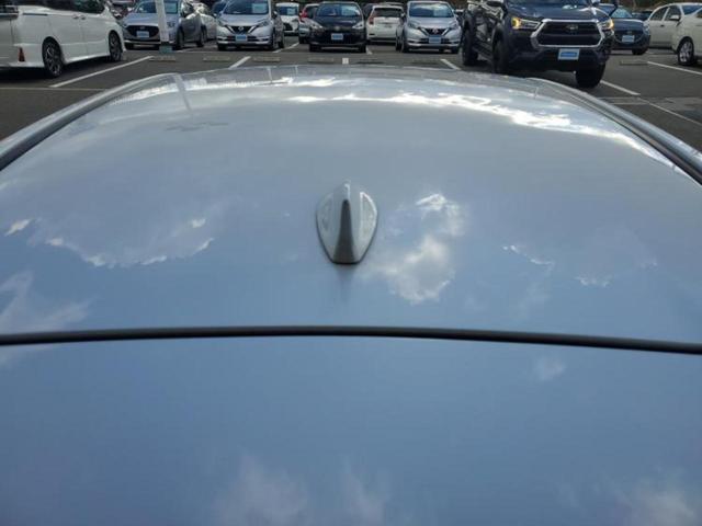 ＵＸ ＵＸ２５０ｈバージョンＬ　新品タイヤ／保証書／純正　１０．３インチ　メモリーナビ／プリクラッシュセーフティ／エアーシート　前席／パノラミックビューモニター／車線逸脱防止支援システム／シート　フルレザー／電動バックドア　革シート（51枚目）