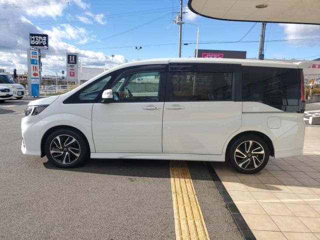 ステップワゴンスパーダ スパーダクールスピリット・ホンダセンシング　新品タイヤ／保証書／純正　１０インチ　ＳＤナビ／フリップダウンモニター　純正　１１．６インチ／ホンダセンシング／両側電動スライドドア／シートヒーター　前席／マルチビューカメラシステム　後席モニター（2枚目）