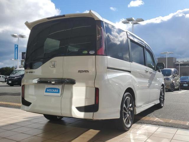 ステップワゴンスパーダ スパーダクールスピリット・ホンダセンシング　新品タイヤ／保証書／純正　１０インチ　ＳＤナビ／フリップダウンモニター　純正　１１．６インチ／ホンダセンシング／両側電動スライドドア／シートヒーター　前席／マルチビューカメラシステム　後席モニター（3枚目）