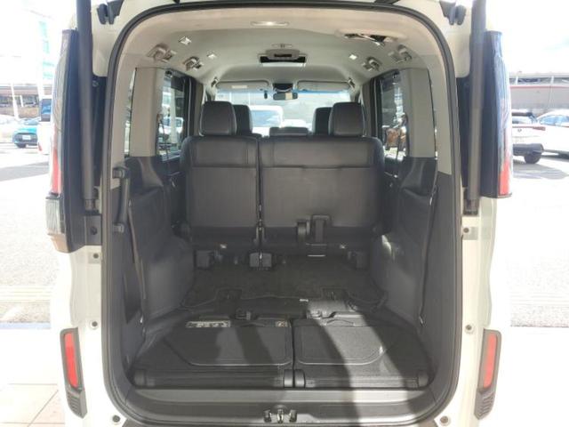 ステップワゴンスパーダ スパーダクールスピリット・ホンダセンシング　新品タイヤ／保証書／純正　１０インチ　ＳＤナビ／フリップダウンモニター　純正　１１．６インチ／ホンダセンシング／両側電動スライドドア／シートヒーター　前席／マルチビューカメラシステム　後席モニター（21枚目）