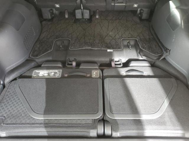 ステップワゴンスパーダ スパーダクールスピリット・ホンダセンシング　新品タイヤ／保証書／純正　１０インチ　ＳＤナビ／フリップダウンモニター　純正　１１．６インチ／ホンダセンシング／両側電動スライドドア／シートヒーター　前席／マルチビューカメラシステム　後席モニター（27枚目）