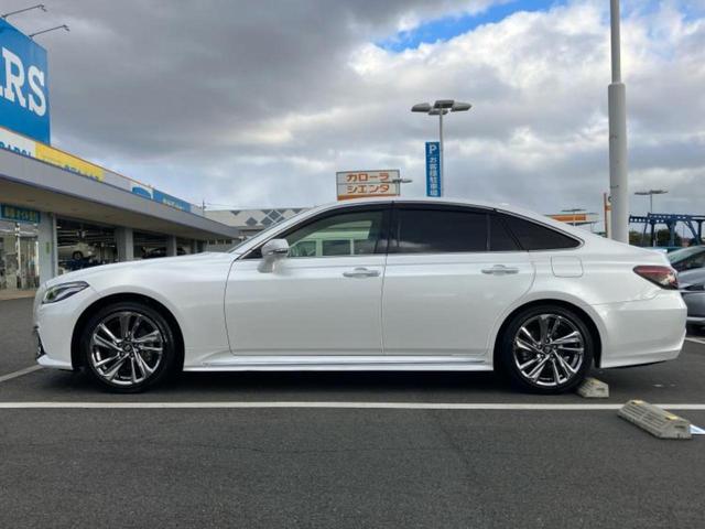 クラウンハイブリッド ＲＳアドバンス　サンルーフ／保証書／純正　１０．３インチ　メモリーナビ／デジタルインナーミラー／トヨタセーフティセンス／エアーシート　前席／パノラミックビューモニター／車線逸脱防止支援システム／シート　合皮　ドラレコ（2枚目）