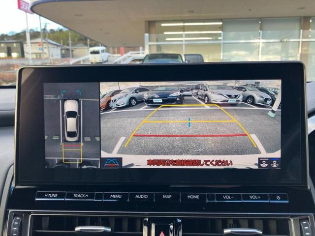 クラウンハイブリッド ＲＳアドバンス　サンルーフ／保証書／純正　１０．３インチ　メモリーナビ／デジタルインナーミラー／トヨタセーフティセンス／エアーシート　前席／パノラミックビューモニター／車線逸脱防止支援システム／シート　合皮　ドラレコ（12枚目）