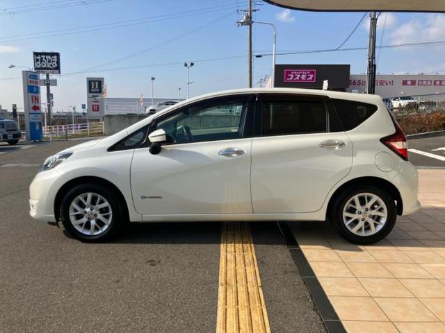 ノート eパワーX 新品タイヤ/保証書/純正 SDナビ/インテリジェントルームミラー/衝突安全装置/車線逸脱防止支援システム/ヘッドランプ LED/ETC/EBD付ABS/横滑り防止装置/アイドリングストップ(2枚目)