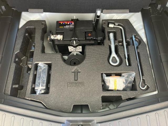 ノート eパワーX 新品タイヤ/保証書/純正 SDナビ/インテリジェントルームミラー/衝突安全装置/車線逸脱防止支援システム/ヘッドランプ LED/ETC/EBD付ABS/横滑り防止装置/アイドリングストップ(27枚目)