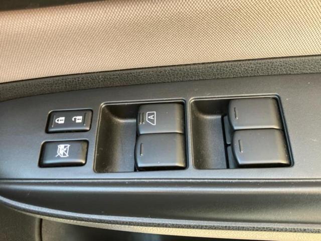 ノート eパワーX 新品タイヤ/保証書/純正 SDナビ/インテリジェントルームミラー/衝突安全装置/車線逸脱防止支援システム/ヘッドランプ LED/ETC/EBD付ABS/横滑り防止装置/アイドリングストップ(31枚目)