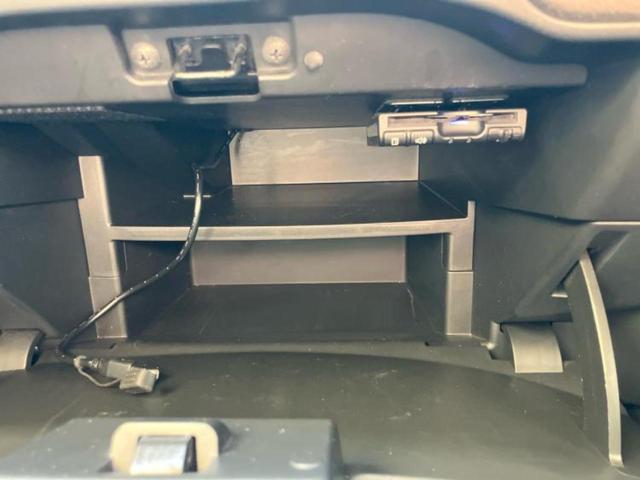 ノート eパワーX 新品タイヤ/保証書/純正 SDナビ/インテリジェントルームミラー/衝突安全装置/車線逸脱防止支援システム/ヘッドランプ LED/ETC/EBD付ABS/横滑り防止装置/アイドリングストップ(41枚目)