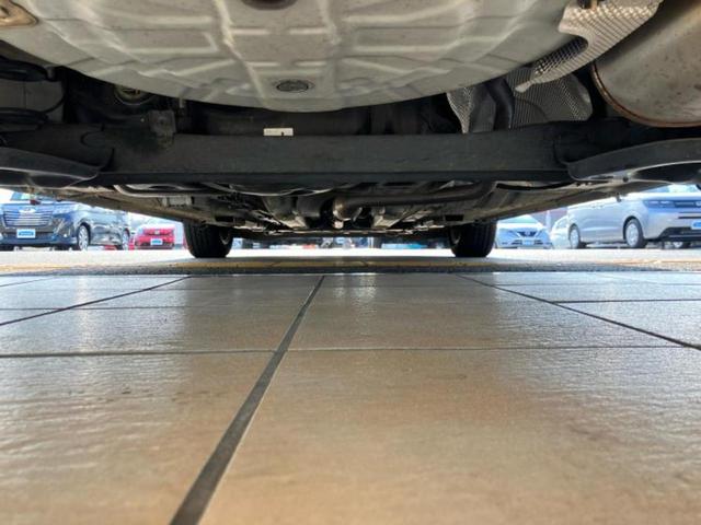 ノート eパワーX 新品タイヤ/保証書/純正 SDナビ/インテリジェントルームミラー/衝突安全装置/車線逸脱防止支援システム/ヘッドランプ LED/ETC/EBD付ABS/横滑り防止装置/アイドリングストップ(49枚目)