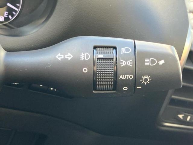 ＮＸ ＮＸ３００ｈ　Ｉパッケージ　純正　１０．３インチ　メモリーナビ／プリクラッシュセーフティ／シートヒーター／車線逸脱防止支援システム／シート　フルレザー／電動バックドア／ドライブレコーダー　前後／ヘッドランプ　３眼ＬＥＤ　革シート（15枚目）