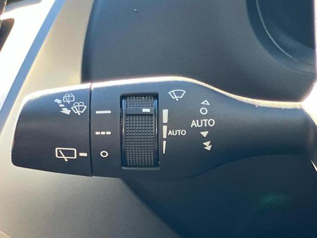 ＮＸ ＮＸ３００ｈ　Ｉパッケージ　純正　１０．３インチ　メモリーナビ／プリクラッシュセーフティ／シートヒーター／車線逸脱防止支援システム／シート　フルレザー／電動バックドア／ドライブレコーダー　前後／ヘッドランプ　３眼ＬＥＤ　革シート（16枚目）