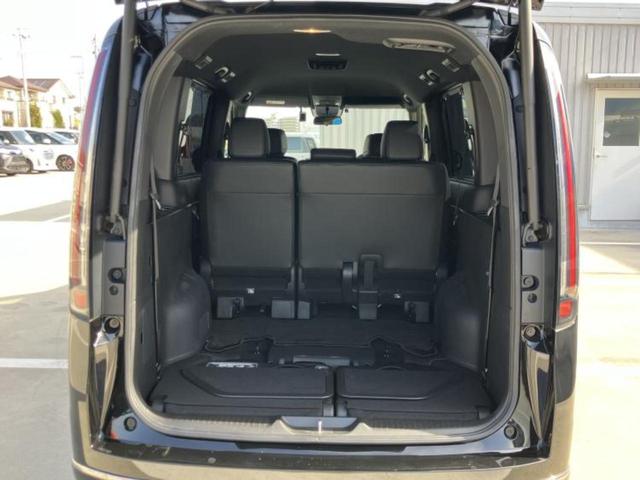 ステップワゴン ｅＨＥＶスパーダ　新品タイヤ／保証書／純正　１０インチ　ＳＤナビ／衝突安全装置／両側電動スライドドア／シートヒーター　前席／車線逸脱防止支援システム／シート　ハーフレザー／電動バックドア／ドライブレコーダー　前後（21枚目）