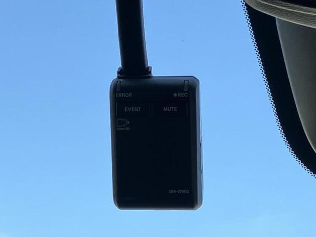 ステップワゴン ｅＨＥＶスパーダ　新品タイヤ／保証書／純正　１０インチ　ＳＤナビ／衝突安全装置／両側電動スライドドア／シートヒーター　前席／車線逸脱防止支援システム／シート　ハーフレザー／電動バックドア／ドライブレコーダー　前後（40枚目）