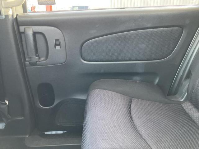 セレナ ハイウェイスターＨＶ　Ｖセレクション　新品タイヤ／保証書／純正　ＳＤナビ／フリップダウンモニター　社外　１０．２インチ／両側電動スライドドア／ヘッドランプ　ＨＩＤ／ＥＴＣ／ＥＢＤ付ＡＢＳ／横滑り防止装置／アイドリングストップ　後席モニター（23枚目）