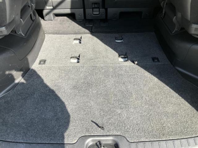 セレナ ハイウェイスターＨＶ　Ｖセレクション　新品タイヤ／保証書／純正　ＳＤナビ／フリップダウンモニター　社外　１０．２インチ／両側電動スライドドア／ヘッドランプ　ＨＩＤ／ＥＴＣ／ＥＢＤ付ＡＢＳ／横滑り防止装置／アイドリングストップ　後席モニター（27枚目）