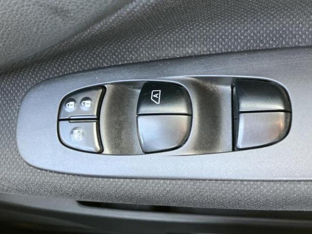 セレナ ハイウェイスターＨＶ　Ｖセレクション　新品タイヤ／保証書／純正　ＳＤナビ／フリップダウンモニター　社外　１０．２インチ／両側電動スライドドア／ヘッドランプ　ＨＩＤ／ＥＴＣ／ＥＢＤ付ＡＢＳ／横滑り防止装置／アイドリングストップ　後席モニター（29枚目）