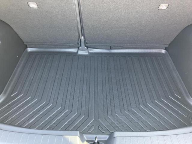 ノート オーテッククロスオーバー　新品タイヤ／保証書／純正　９インチ　ナビ／衝突安全装置／アラウンドビューモニター／車線逸脱防止支援システム／シート　ハーフレザー／プロパイロット／ヘッドランプ　ＬＥＤ／ＥＢＤ付ＡＢＳ　全周囲カメラ（25枚目）