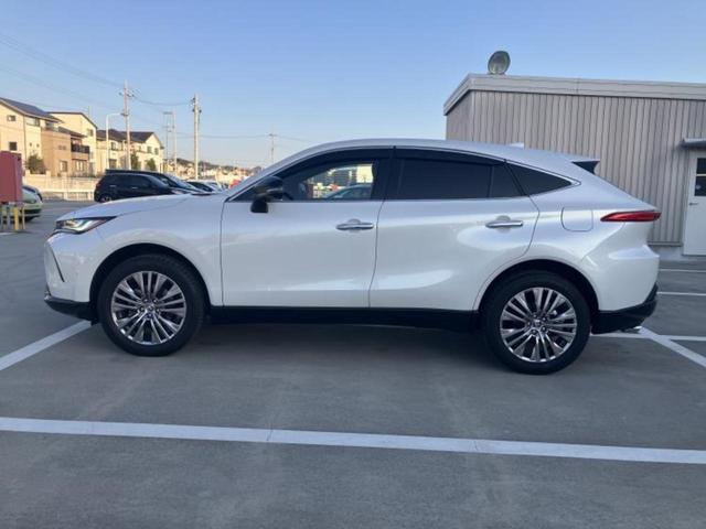 ハリアー Ｚ　サンルーフ／ＪＢＬ／保証書／純正　ＳＤナビ／デジタルインナーミラー／衝突安全装置／車線逸脱防止支援システム／シート　ハーフレザー／電動バックドア／ヘッドランプ　ＬＥＤ／ＥＴＣ／ＥＢＤ付ＡＢＳ（2枚目）