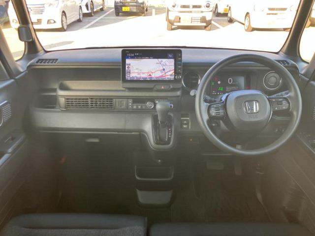 Ｎ－ＢＯＸカスタム ヒョウジュン　新品タイヤ／保証書／純正　９インチ　ナビ／ホンダセンシング／両側電動スライドドア／シートヒーター　前席／車線逸脱防止支援システム／ヘッドランプ　ＬＥＤ／ＥＢＤ付ＡＢＳ／横滑り防止装置　レーンアシスト（6枚目）
