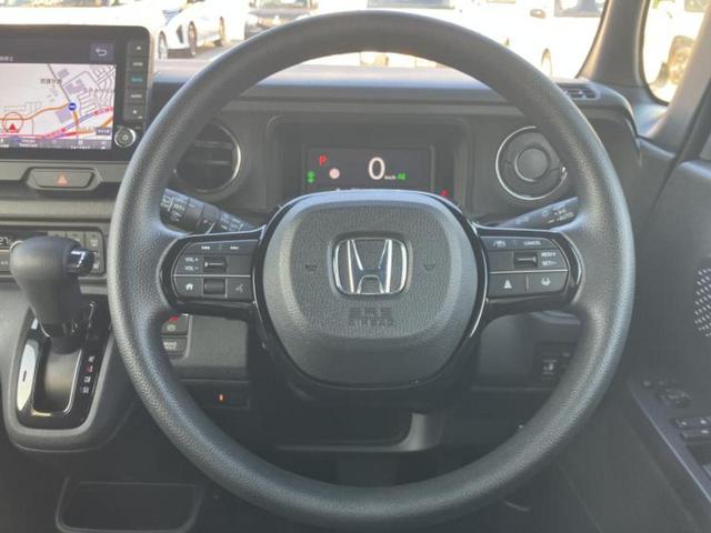 Ｎ－ＢＯＸカスタム ヒョウジュン　新品タイヤ／保証書／純正　９インチ　ナビ／ホンダセンシング／両側電動スライドドア／シートヒーター　前席／車線逸脱防止支援システム／ヘッドランプ　ＬＥＤ／ＥＢＤ付ＡＢＳ／横滑り防止装置　レーンアシスト（14枚目）