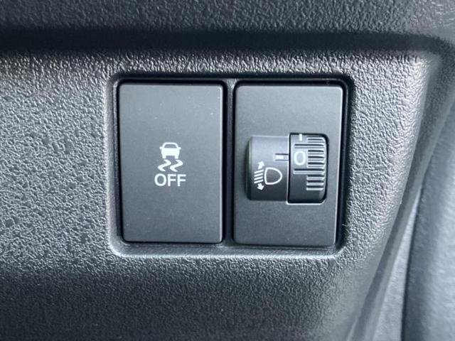 Ｎ－ＢＯＸカスタム ヒョウジュン　新品タイヤ／保証書／純正　９インチ　ナビ／ホンダセンシング／両側電動スライドドア／シートヒーター　前席／車線逸脱防止支援システム／ヘッドランプ　ＬＥＤ／ＥＢＤ付ＡＢＳ／横滑り防止装置　レーンアシスト（29枚目）