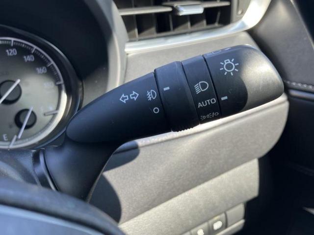 ハリアー G 新品タイヤ/保証書/ディスプレイオーディオ+ナビ8インチ/デジタルインナーミラー/トヨタセーフティセンス/車線逸脱防止支援システム/シート ハーフレザー/電動バックドア 衝突被害軽減システム ETC(16枚目)