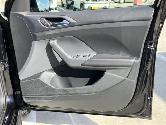 T-クロス TSI 1stプラス 保証書/ディスプレイオーディオ+ナビ/衝突安全装置/車線逸脱防止支援システム/シート ハーフレザー/パーキングアシスト 自動操舵/ヘッドランプ HID/ETC/EBD付ABS 衝突被害軽減システム(21枚目)