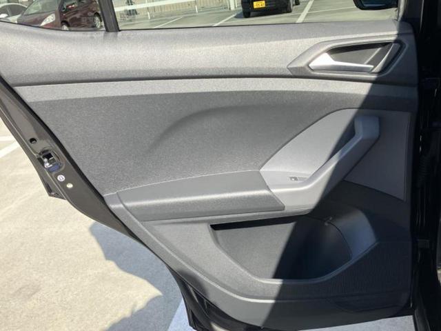 T-クロス TSI 1stプラス 保証書/ディスプレイオーディオ+ナビ/衝突安全装置/車線逸脱防止支援システム/シート ハーフレザー/パーキングアシスト 自動操舵/ヘッドランプ HID/ETC/EBD付ABS 衝突被害軽減システム(24枚目)