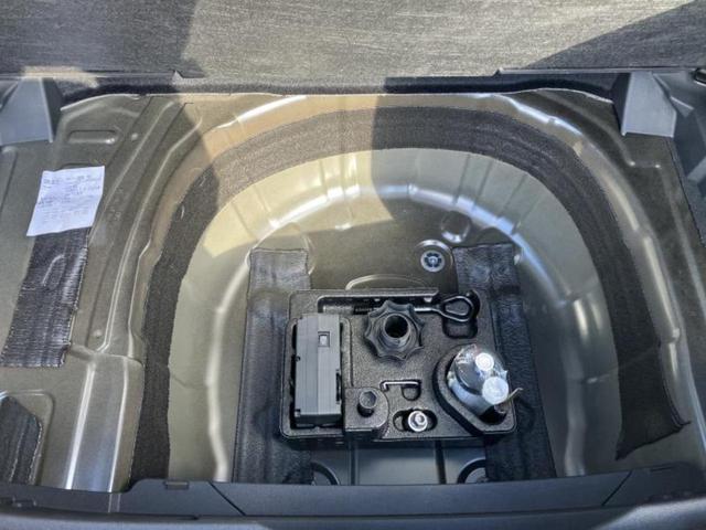 T-クロス TSI 1stプラス 保証書/ディスプレイオーディオ+ナビ/衝突安全装置/車線逸脱防止支援システム/シート ハーフレザー/パーキングアシスト 自動操舵/ヘッドランプ HID/ETC/EBD付ABS 衝突被害軽減システム(27枚目)