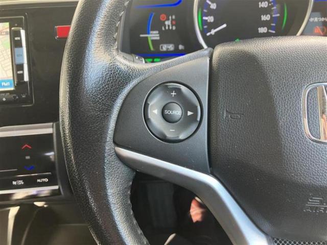 フィットハイブリッド ハイブリッド・Ｌパッケージ　保証書／純正　ＳＤナビ／シート　ハーフレザー／ヘッドランプ　ＨＩＤ／ＥＴＣ／ＥＢＤ付ＡＢＳ／横滑り防止装置／アイドリングストップ／フルセグＴＶ／エアバッグ　運転席／エアバッグ　助手席　盗難防止装置（13枚目）