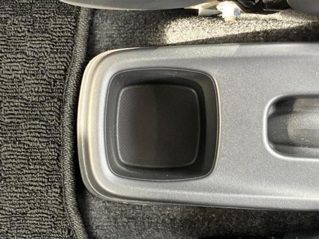 �ԑI�тɂ͂��Y�݂������̂ł��I��̓I�ȍw���܂ł͌������Ă��Ȃ����ǎԂ͋C�ɂȂ�Ƃ������q�l���劽�}�ł��I���񒆌Îԍw���̑����̂���`���������Ă��������I