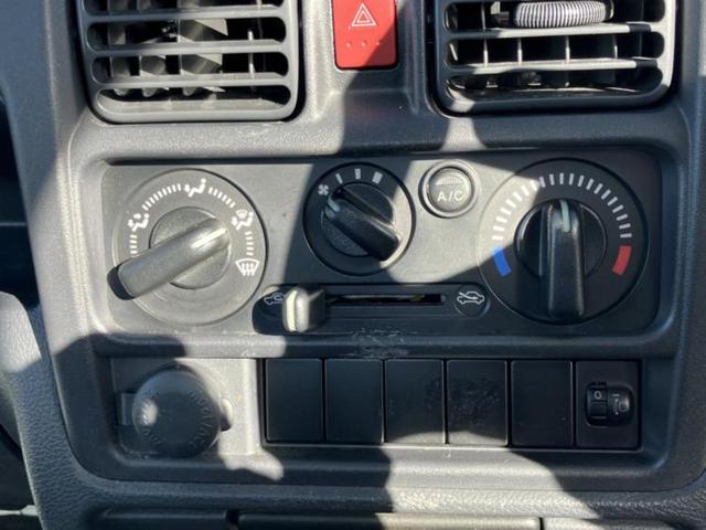 キャリイトラック ＫＣ　新品タイヤ／保証書／エアバッグ　運転席／マニュアルエアコン（16枚目）
