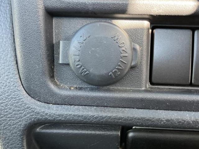 キャリイトラック ＫＣ　新品タイヤ／保証書／エアバッグ　運転席／マニュアルエアコン（24枚目）