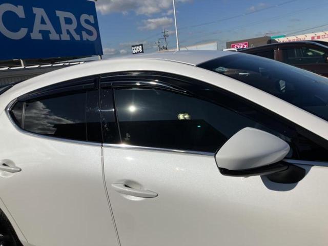MAZDA3ファストバック X Lパッケージ 保証書/純正 SDナビ/シート フルレザー/ヘッドランプ LED/ETC/フルセグTV/アルミホイール 純正 18インチ/キーレスエントリー/オートエアコン/ワンオーナー/取扱説明書 革シート(39枚目)