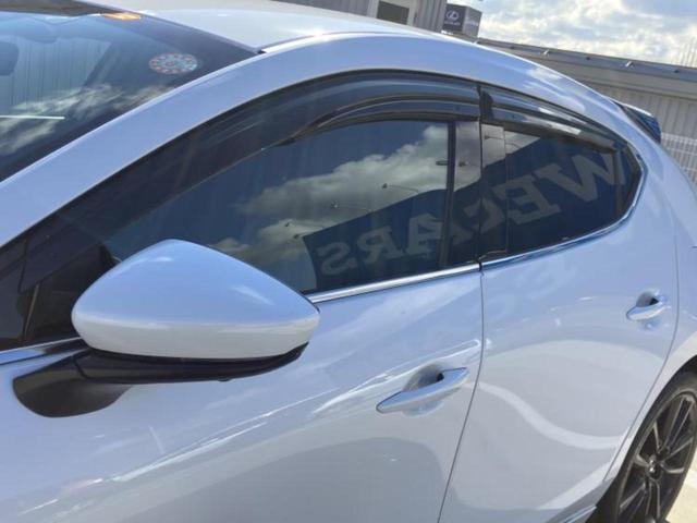 MAZDA3ファストバック X Lパッケージ 保証書/純正 SDナビ/シート フルレザー/ヘッドランプ LED/ETC/フルセグTV/アルミホイール 純正 18インチ/キーレスエントリー/オートエアコン/ワンオーナー/取扱説明書 革シート(40枚目)