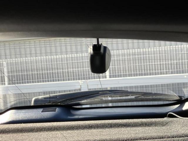 MAZDA3ファストバック X Lパッケージ 保証書/純正 SDナビ/シート フルレザー/ヘッドランプ LED/ETC/フルセグTV/アルミホイール 純正 18インチ/キーレスエントリー/オートエアコン/ワンオーナー/取扱説明書 革シート(44枚目)